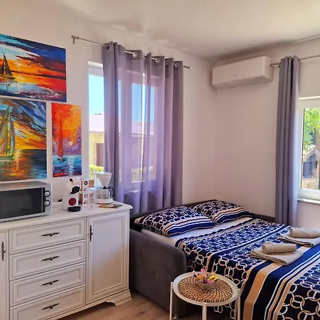 Melita Apartment *